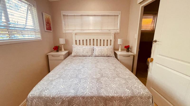 To Let 4 Bedroom Property for Rent in Keurbooms River Western Cape